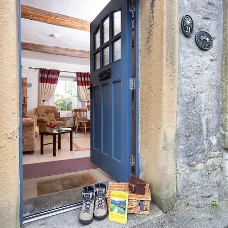 Finest Retreats - Garden Holiday home Settle