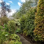 Finest Retreats - Garden *