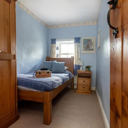 Finest Retreats - Garden 塞特尔